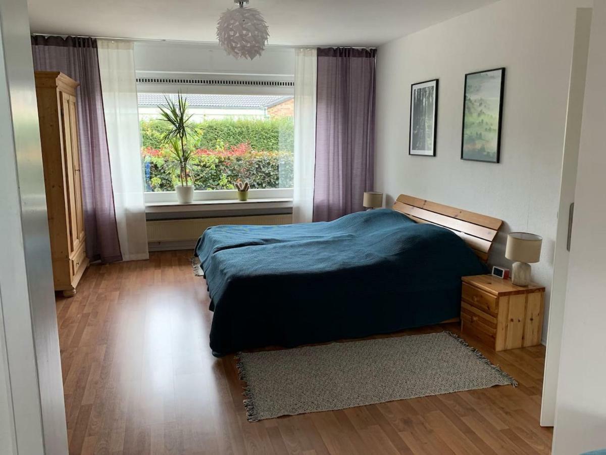 Zwischen Koeln U Duesseldorf Ruhig U Zentral Daire Langenfeld  Dış mekan fotoğraf